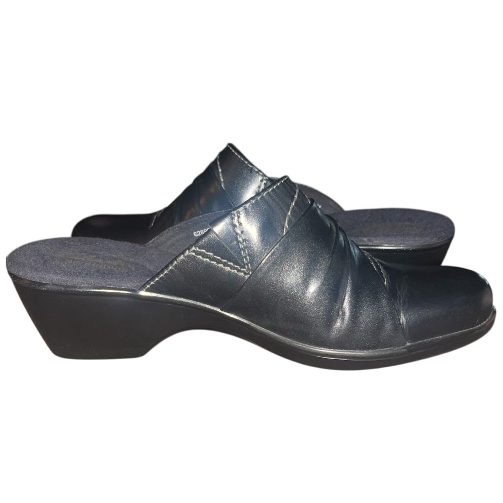 Clarks Bendables Women's Leather Slip On Clog Size 6.5 Black Comfort Shoe…New - Picture 2 of 9